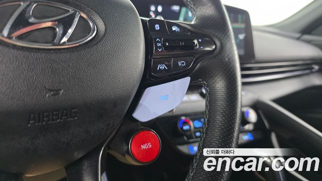 Hyundai AVANTE 2022 — photo 14