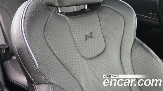 Hyundai AVANTE 2022 — photo 19