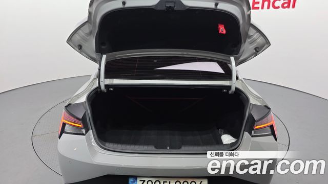 Hyundai AVANTE 2022 — photo 20