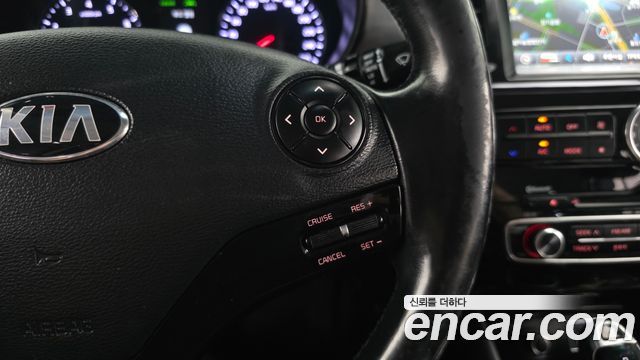 Kia K9 2013 — photo 17