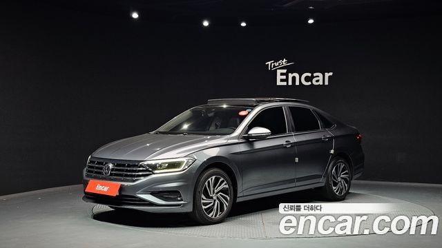 Volkswagen Jetta 2021 — photo 1