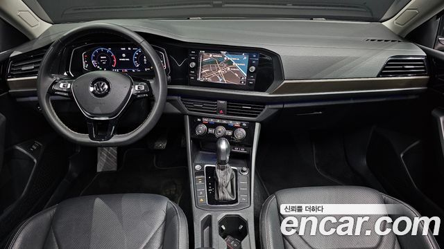 Volkswagen Jetta 2021 — photo 10