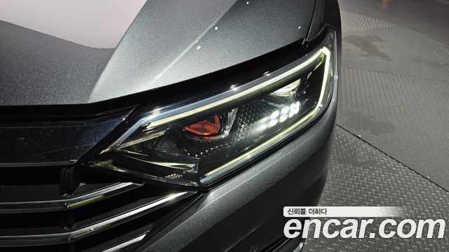 Volkswagen Jetta 2021 — photo 8