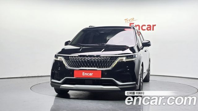Kia Canival 2023 — photo 3