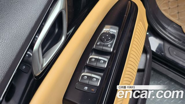 Kia Canival 2023 — photo 26