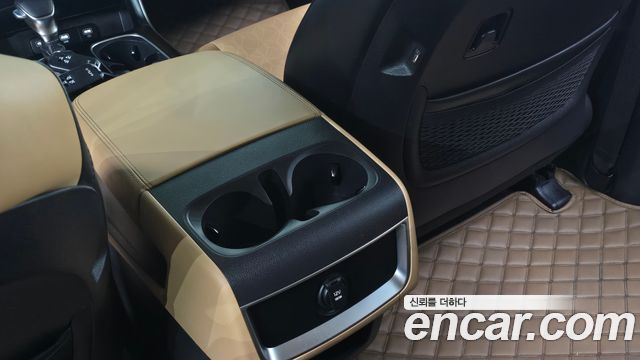 Kia Canival 2023 — photo 29