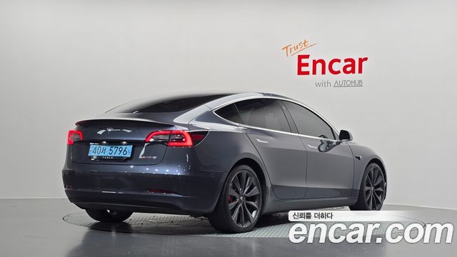 Tesla Model 3 2020 — photo 2