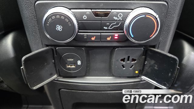 Ford Explorer 2022 — photo 19