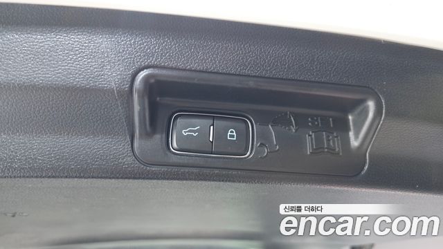 Ford Explorer 2022 — photo 23