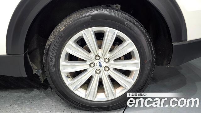Ford Explorer 2022 — photo 7