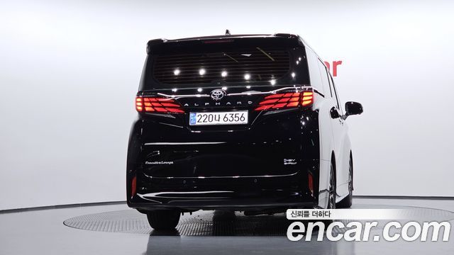 Toyota Alphard 2024 — photo 4
