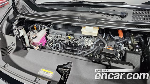 Toyota Alphard 2024 — photo 6