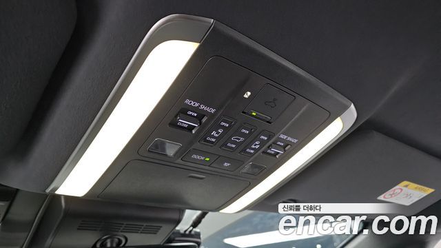 Toyota Alphard 2024 — photo 26