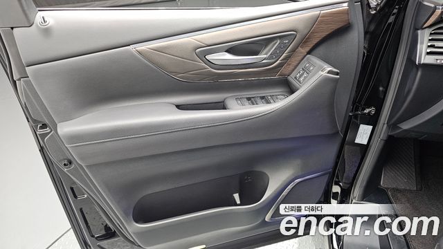 Toyota Alphard 2024 — photo 14