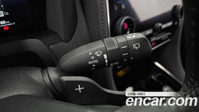 Toyota Alphard 2024 — photo 32