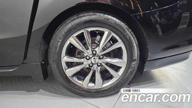 Kia Canival 2019 — photo 7