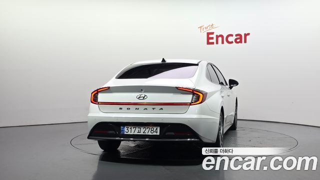 Hyundai Sonata 2023 — photo 4