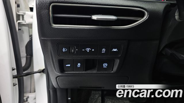 Hyundai Sonata 2023 — photo 19