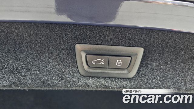 BMW 8-Series 2024 — photo 21