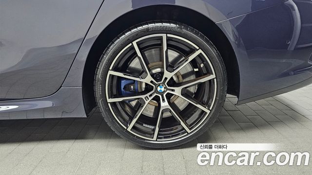 BMW 8-Series 2024 — photo 7