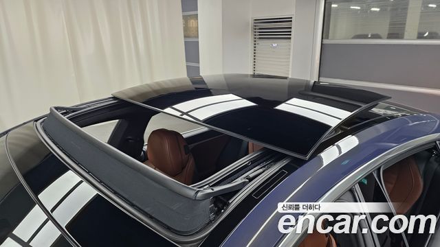 BMW 8-Series 2024 — photo 27