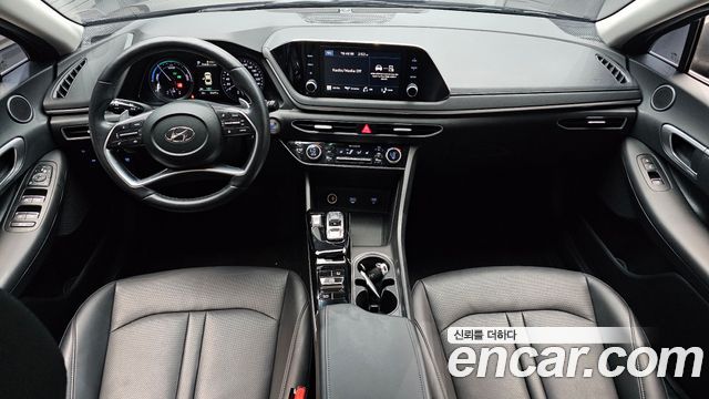 Hyundai Sonata 2022 — photo 10