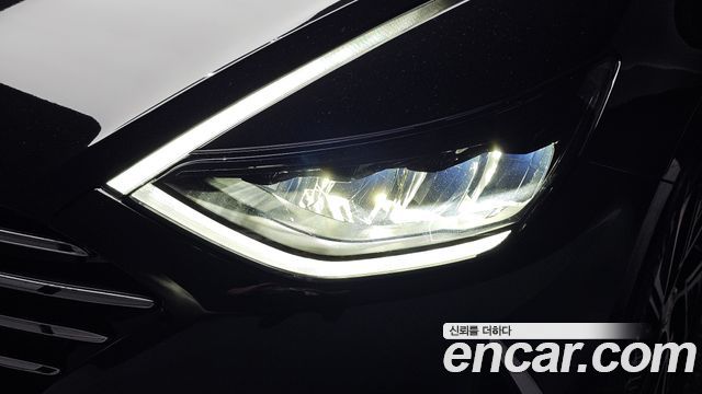 Hyundai Sonata 2022 — photo 8