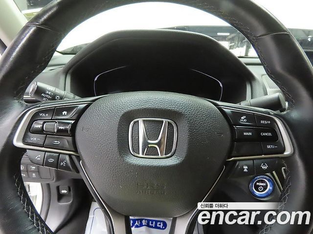 Honda Accord 2019 — photo 11