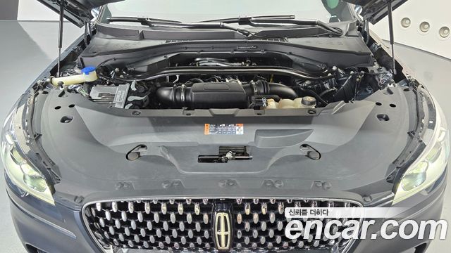 Lincoln Aviator 2022 — photo 6
