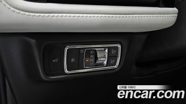 Lincoln Aviator 2022 — photo 30