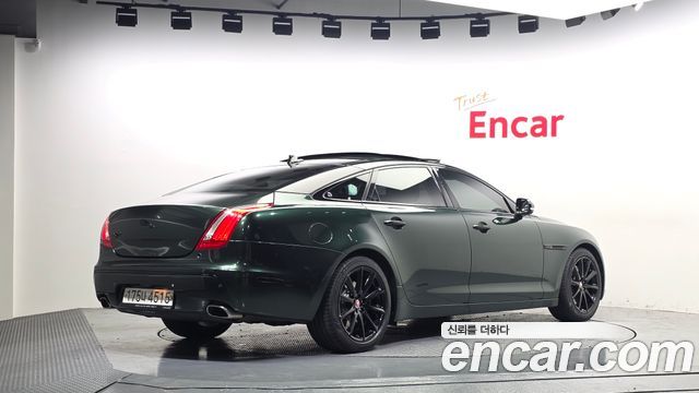 Jaguar XJ 2014 — photo 2