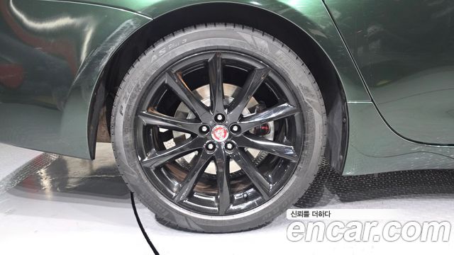 Jaguar XJ 2014 — photo 5