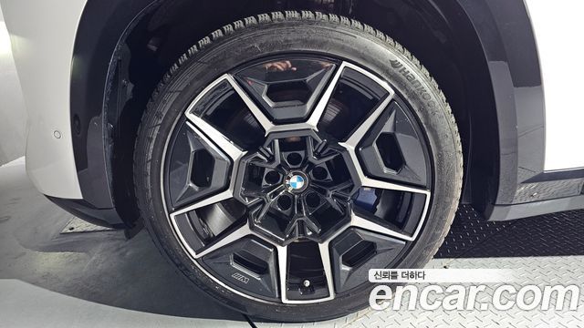 BMW XM 2023 — photo 5
