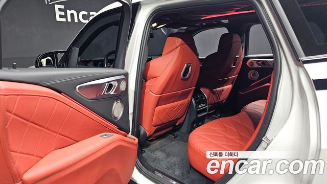 BMW XM 2023 — photo 11
