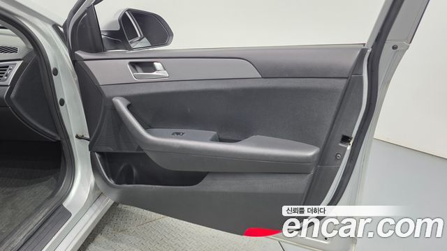 Hyundai Sonata 2015 — photo 14