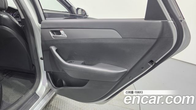 Hyundai Sonata 2015 — photo 15