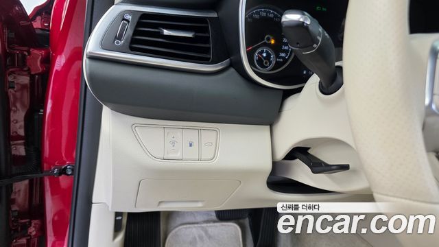 Genesis G70 2021 — photo 22