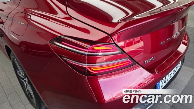 Genesis G70 2021 — photo 9