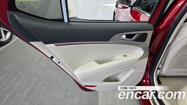 Genesis G70 2021 — photo 15