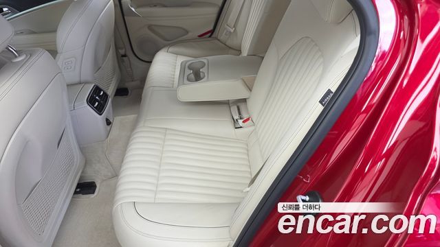 Genesis G70 2021 — photo 16