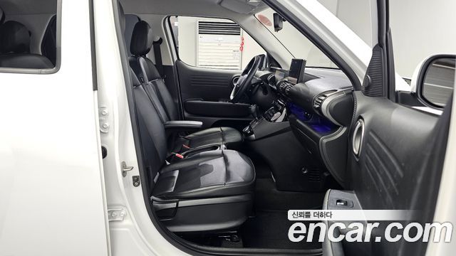 Hyundai Casper 2023 — photo 16