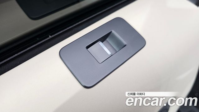 Land Rover Discovery Sport 2025 — photo 25