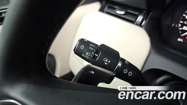 Land Rover Discovery Sport 2025 — photo 27