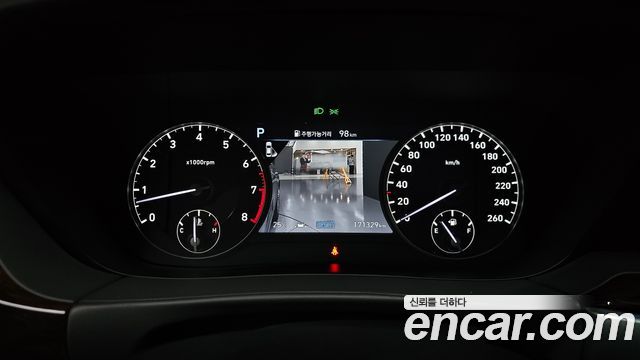 Genesis G90 2019 — photo 11