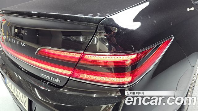 Genesis G90 2019 — photo 9