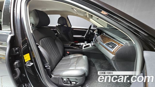 Genesis G90 2019 — photo 16