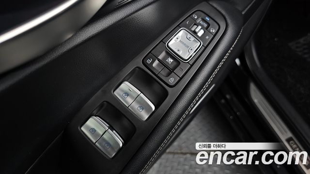 Genesis G90 2019 — photo 29