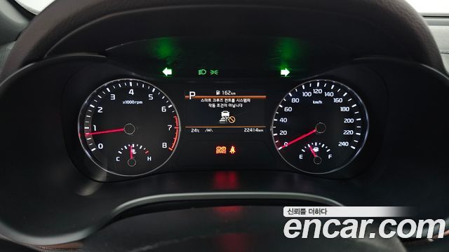 Kia K3 2023 — photo 11