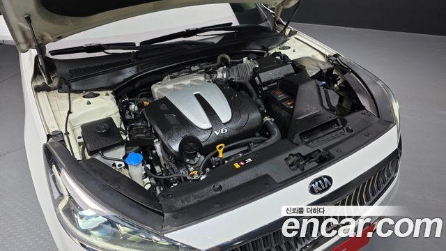 Kia K7 2017 — photo 6