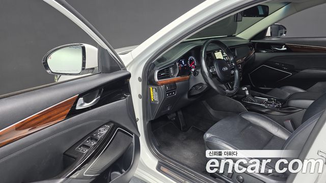 Kia K7 2017 — photo 12